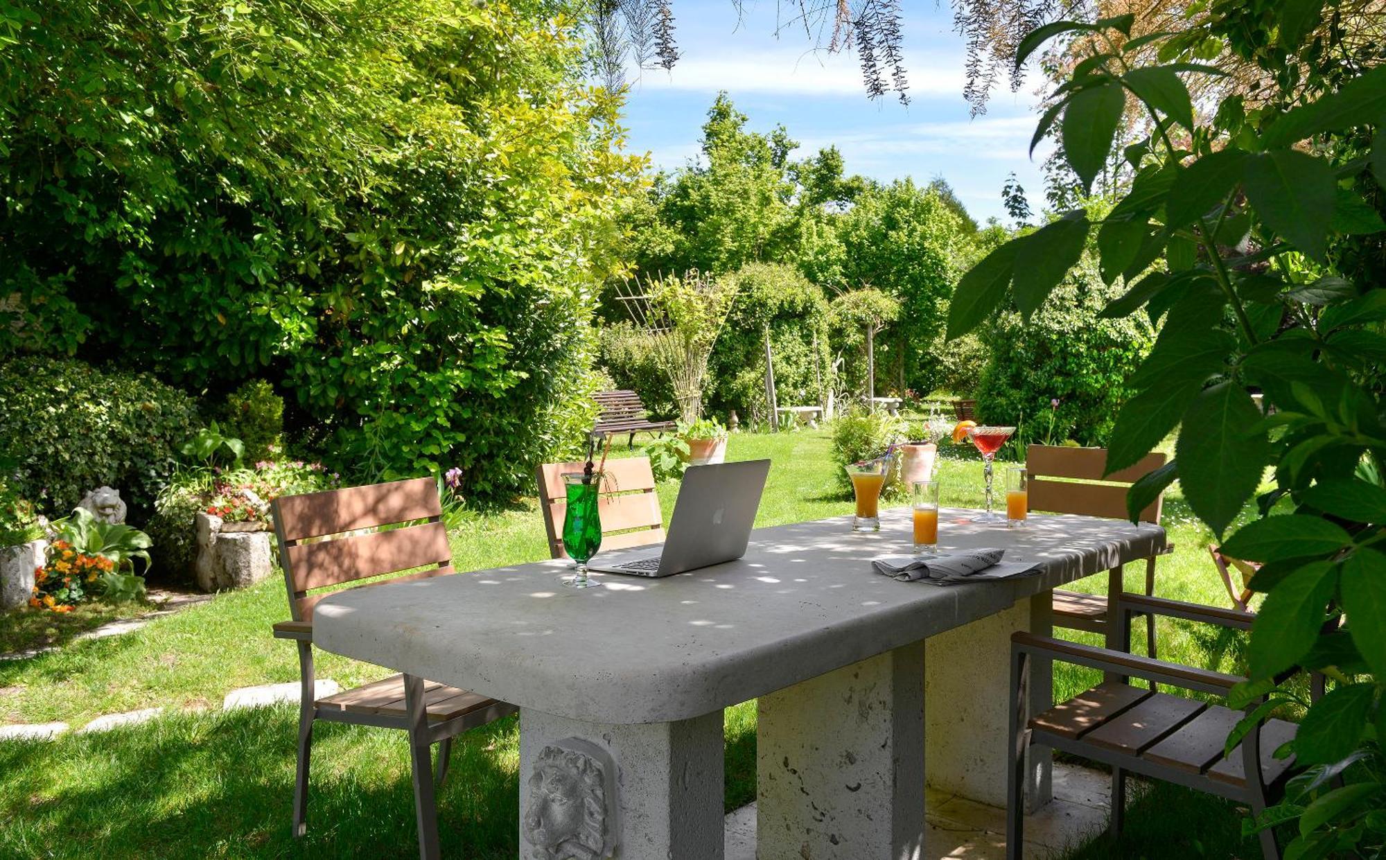Logis Auberge Du Centre Chitenay Εξωτερικό φωτογραφία